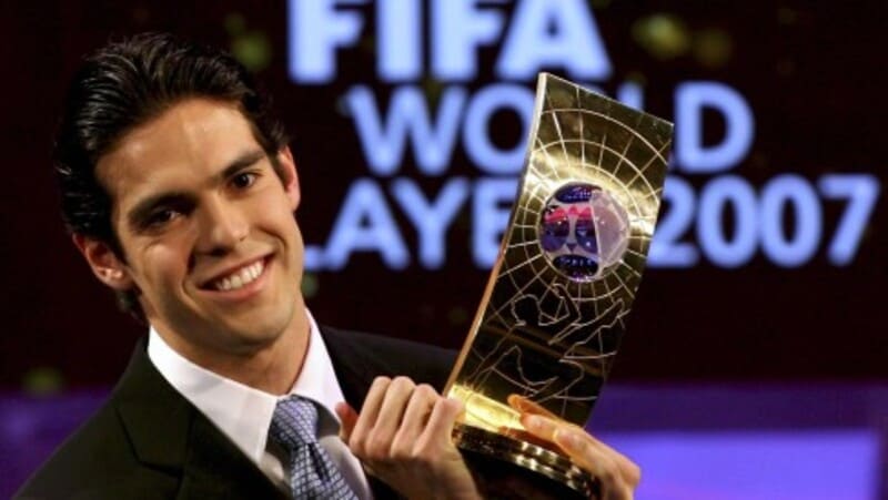 Cầu thủ xuất sắc nhất năm của FIFA vào năm 2007