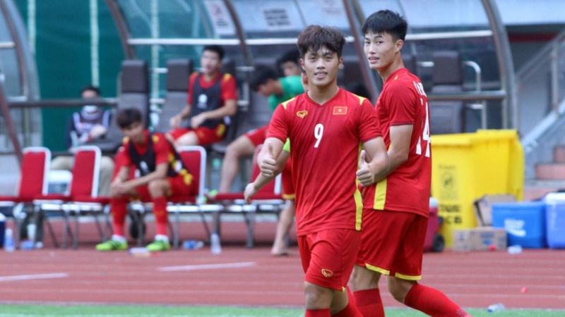 Tương lai rộng mở với cầu thủ Nguyễn Quốc Việt