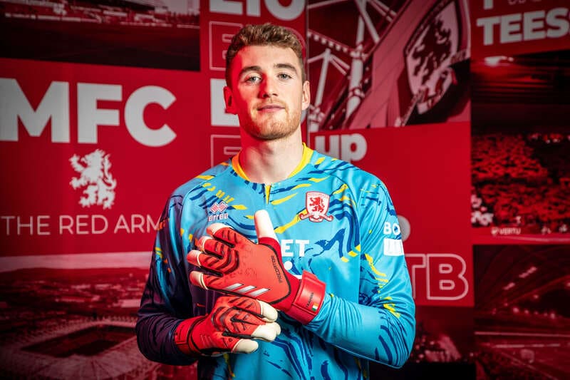 Nhờ sự ủng hộ của gia đình anh quyết tâm đến với bóng đá