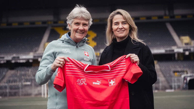 Pia Sundhage là biểu tượng cho sự tự tin và bản lĩnh