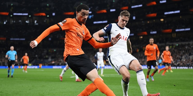 Hugo Ekitike đang từng bước chứng minh rằng mình xứng đáng với niềm hi vọng của người hâm mộ