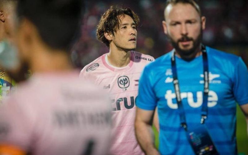 Anh là một trong những tiền vệ phòng ngự đáng tin cậy nhất 