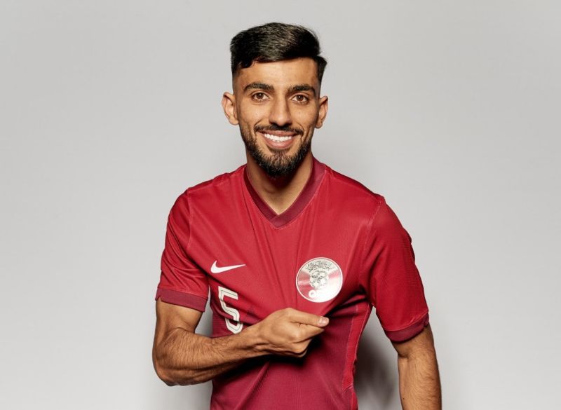 Tarek Salman là trung vệ hàng đầu của bóng đá Qatar