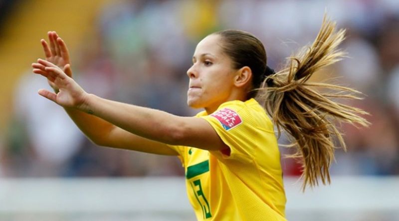 Erika cũng là hình mẫu truyền cảm hứng cho nhiều cầu thủ trẻ theo đuổi bóng đá nữ