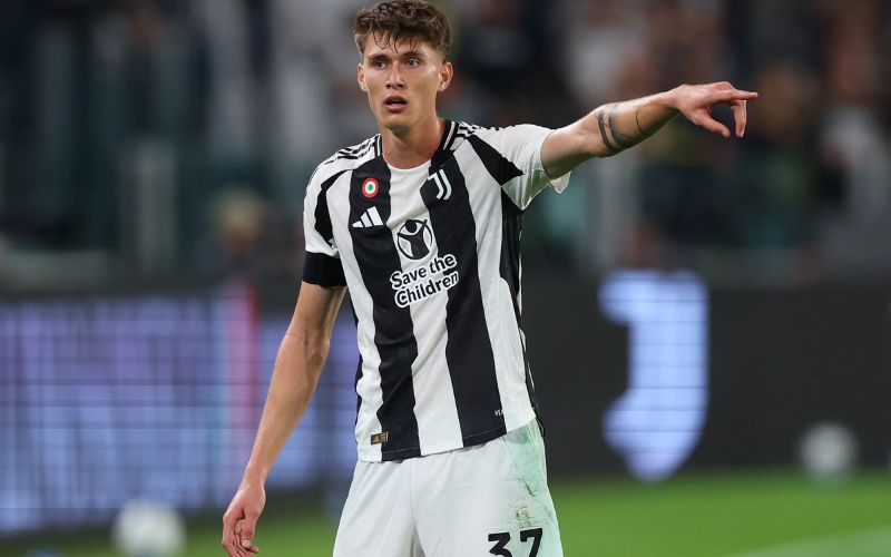 Chân sút sinh năm 2006 sở hữu khả năng dứt điểm chính xác ấn tượng