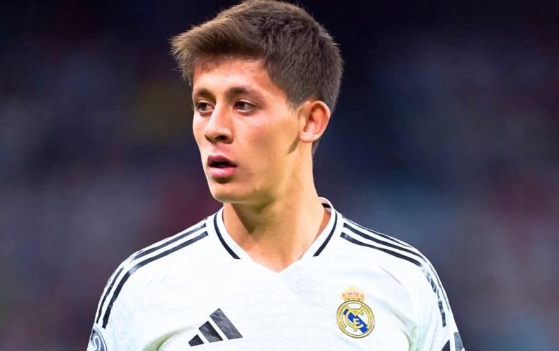 Real Madrid chiêu mộ anh ở tuổi 18, mở ra cơ hội chinh phục bóng đá châu Âu