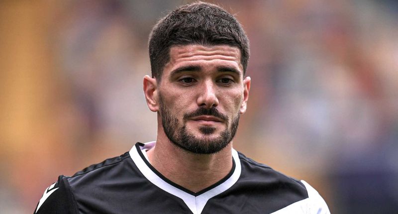 Anh là hình mẫu của sự tận tụy, bản lĩnh và khát khao chiến thắng trên sân cỏ