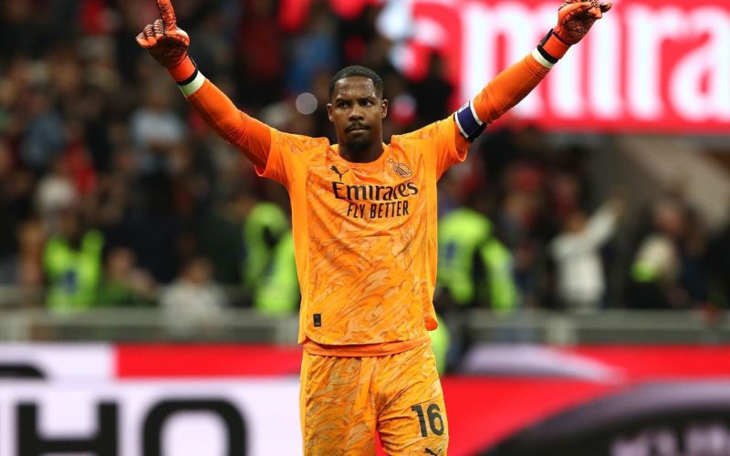 Mike Maignan là người gác đền số một của AC Milan hiện nay.